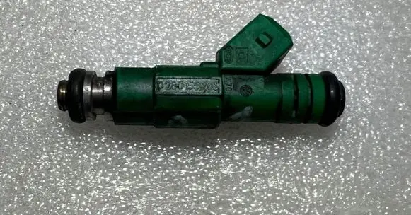 Opel Insignia A Fuel injector 0280155709 90509278