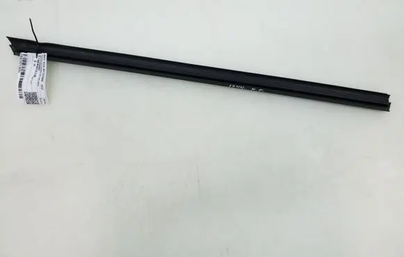 Mercedes-Benz E W212 Front door trim bar A2127250965