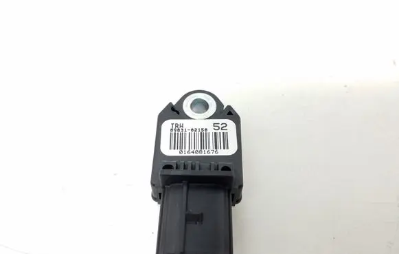 Toyota Auris E180 Airbag deployment crash/impact sensor 8983102150