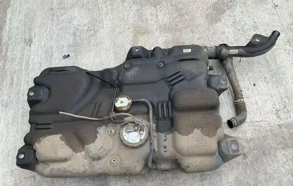 Renault Trafic III (X82) Fuel tank 8201497675