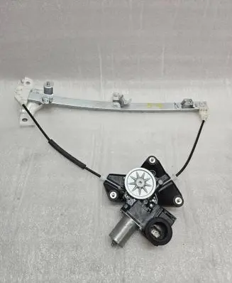 Toyota Yaris Cross Rear door window regulator with motor 0620206791