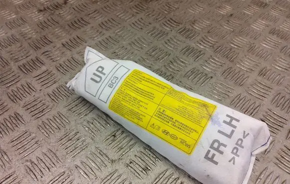 Hyundai Bayon Seat airbag 0499P1000114