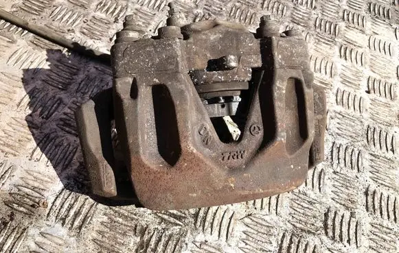 Mercedes-Benz CLS C218 X218 Front brake caliper