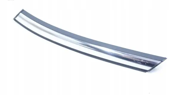 Front arch trim