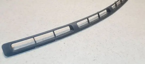 Opel Astra G Front bumper lower grill 90559508