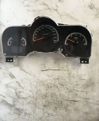 Dodge Nitro Speedometer (instrument cluster) 05172372AA CR0037029K0CO