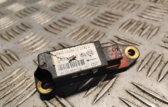 Mercedes-Benz CLK A209 C209 Airbag deployment crash/impact sensor 0018204426