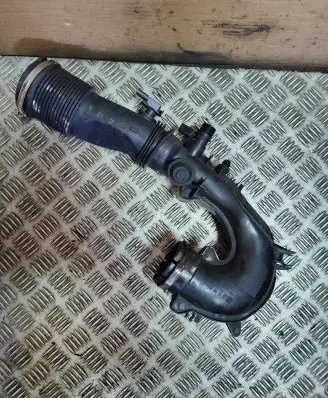 Intake resonator