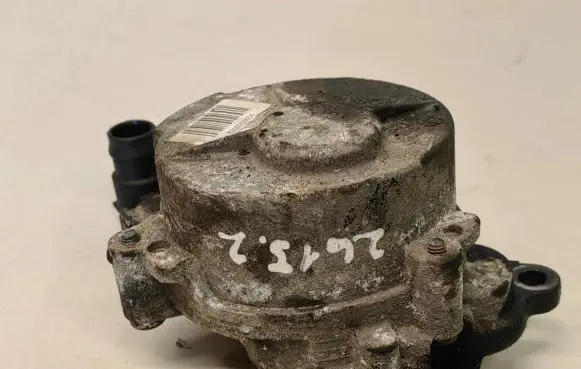Opel Vivaro Vacuum pump 8200934654