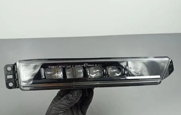 Honda HR-V Front fog light W4423