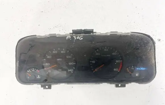 Peugeot 306 Speedometer (instrument cluster) 9628002080 896527