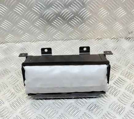 KIA Carens I Passenger airbag 0K2FA57K50