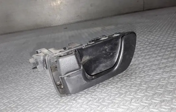 Mitsubishi Pajero Pinin Front door interior handle