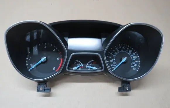 Ford Kuga II Speedometer (instrument cluster) DV4T10849MN SAMNC1378