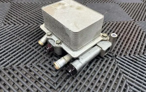 Ram 1500 DT Gearbox / Transmission oil cooler