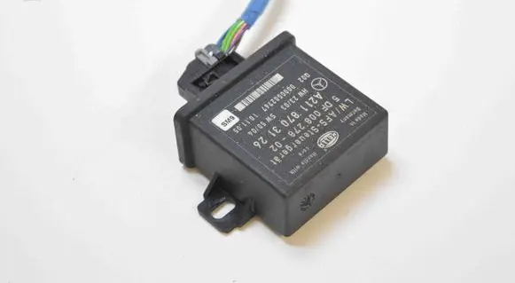 Mercedes-Benz CLS C219 Light module LCM A2118703126