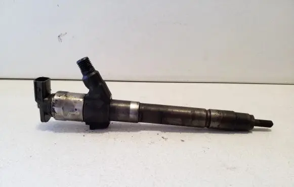 Mitsubishi Outlander Fuel injector 1465A353