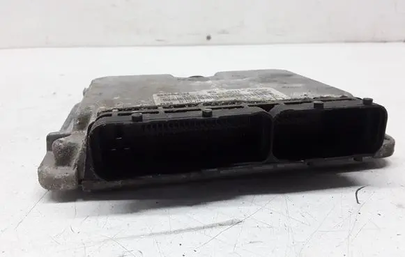 Opel Zafira A Engine control unit/module 0281010268