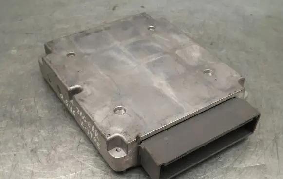 Jaguar XJ X350 Engine control unit/module MB0797009016 2X43-10K075-AJ 2X4310K075AJ