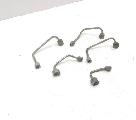 Fuel injector supply line/pipe
