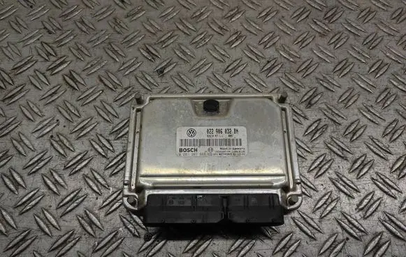Volkswagen Phaeton Engine control unit/module 022906032BN 1039S00794 0261207688