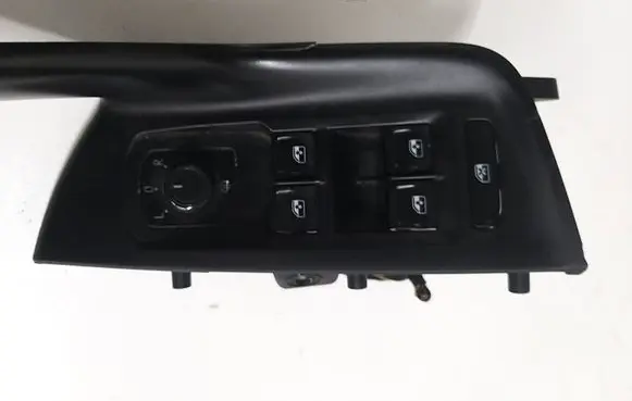Volkswagen PASSAT B8 Electric window control switch 5G0959857D