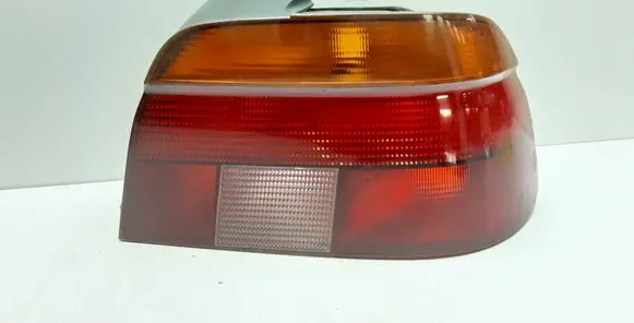 BMW 5 E39 Rear/tail lights 8358032 2VP00724002