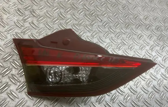 Mazda 6 Tailgate rear/tail lights