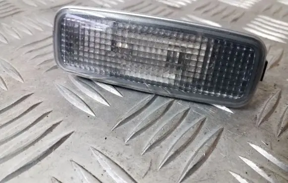 Audi A6 S6 C5 4B Other interior light 8L0947105A