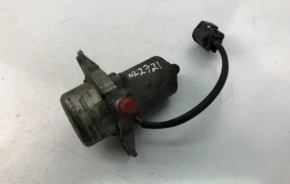 Vacuum pump