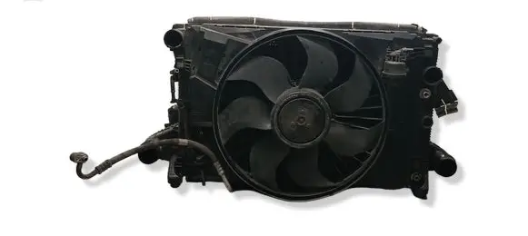 Mercedes-Benz E W212 Radiator set A2045000393