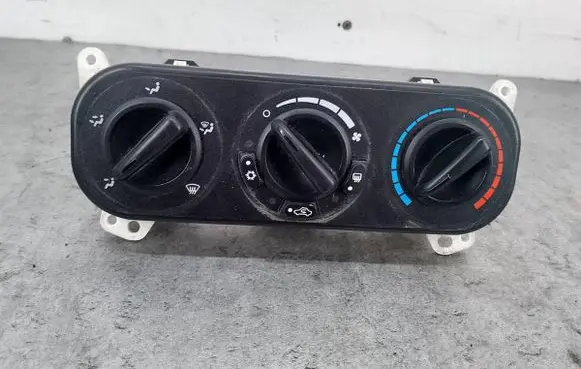 Dodge Caliber Climate control/heater control trim P55111874AA
