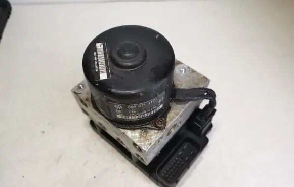 Volkswagen Polo III 6N 6N2 6NF ABS Pump 6X0907379B 6X0614117
