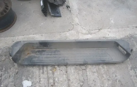 Volkswagen Multivan T6 Rear sill trim cover 7E5863725A