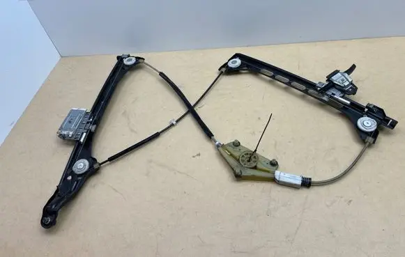Audi TT TTS Mk2 Front door electric window regulator 8J0837461D 8J0837461