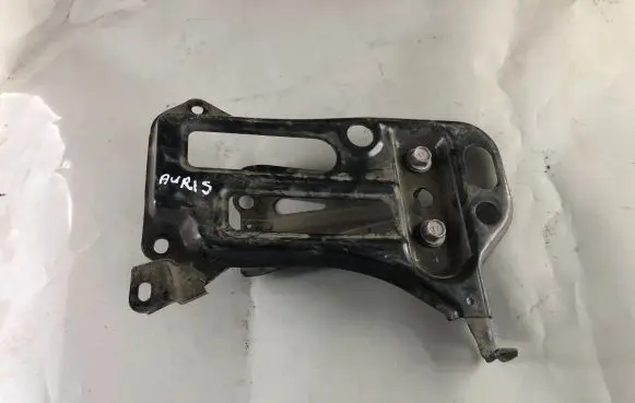 Toyota Auris 150 Battery tray 