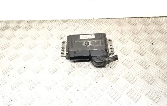 Nissan Note (E11) Engine control unit/module MEC37510 C26621