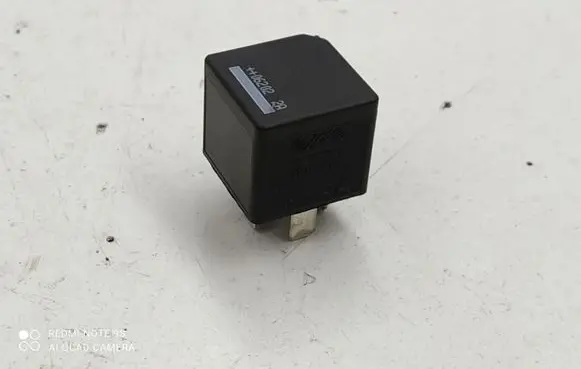 Land Rover Discovery 3 - LR3 Other relay 5M5T14B192