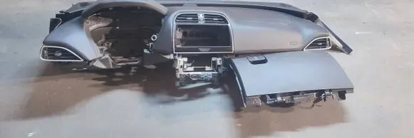 Jaguar XE Dashboard