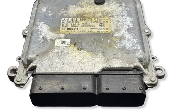 Mercedes-Benz E W212 Engine control unit/module A6429007301 A6429012300 0281034183