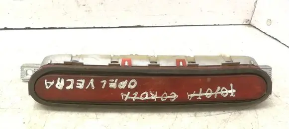 Toyota Corolla Verso AR10 Third/center stoplight 815700F010