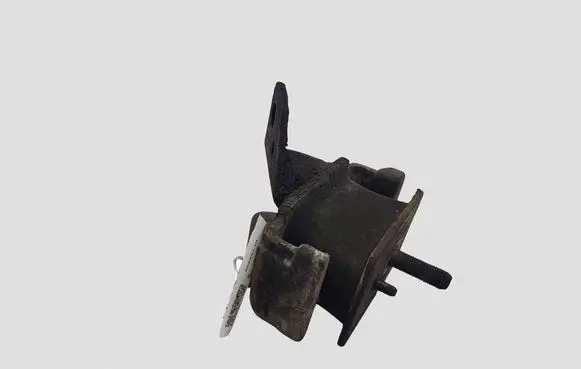 KIA Sorento Engine mount bracket 218123E250