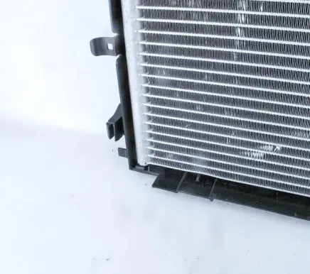 A/C cooling radiator (condenser)