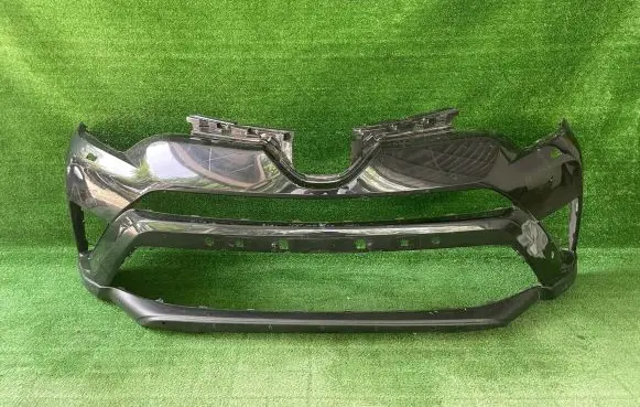 Toyota RAV 4 (XA40) Front bumper