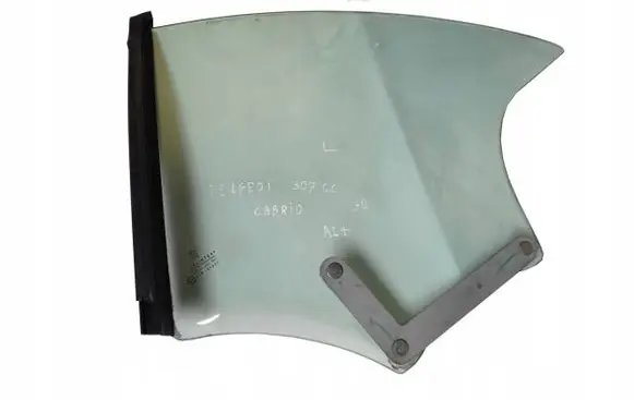 Peugeot 307 CC Front triangle window/glass 