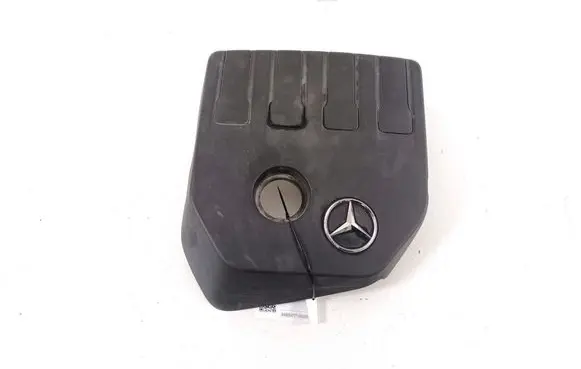 Mercedes-Benz CLA C118 X118 Engine cover (trim) A2820101000
