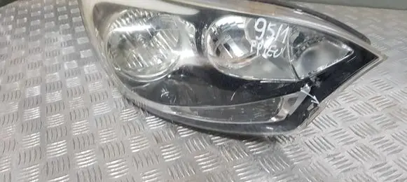 KIA Rio Headlight/headlamp 951ATS