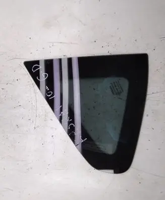 Nissan Qashqai Rear side window