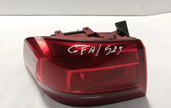 Volkswagen PASSAT B7 Rear/tail lights 3AE945095C