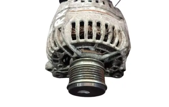 Volkswagen Polo IV 9N3 Generator/alternator 045903023A